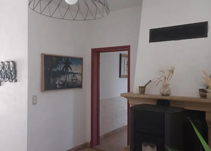 Maison Sol Air بيت للعطل Montazels